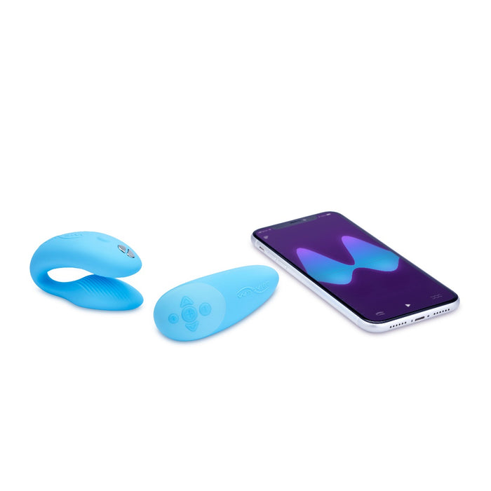We-Vibe Chorus Remote Controlled Couples Vibrator | thevibed.com