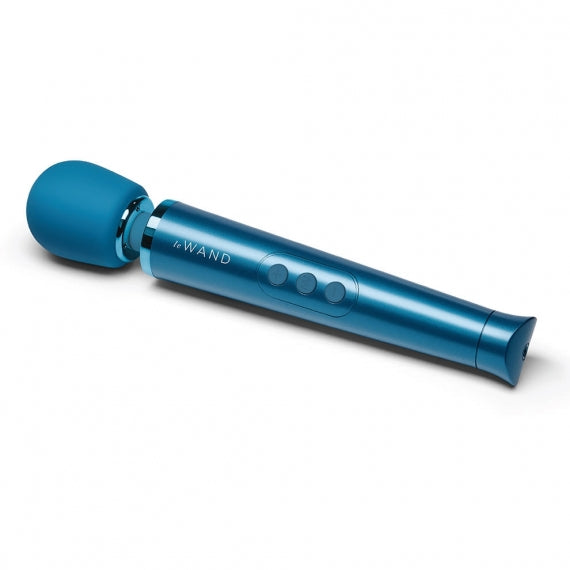 Le Wand Petite Rechargeable Waterproof Wand Massager | thevibed.com